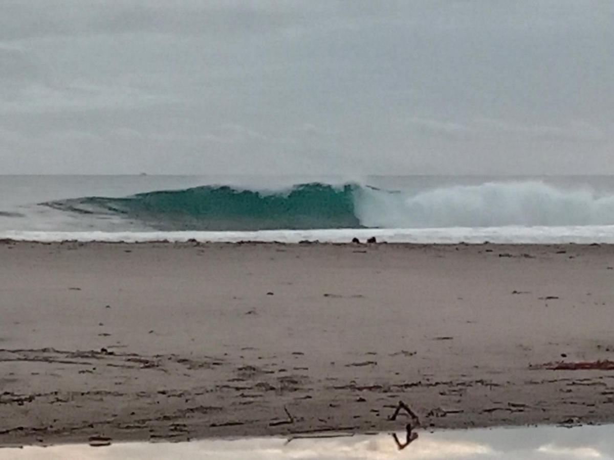 Rumah Nalu Surf Camp Krui 외부 사진