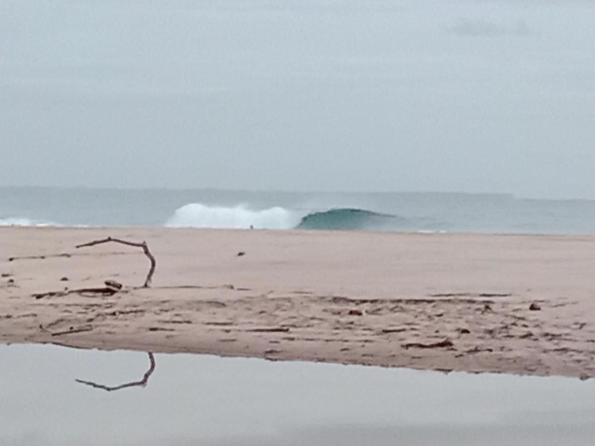 Rumah Nalu Surf Camp Krui 외부 사진