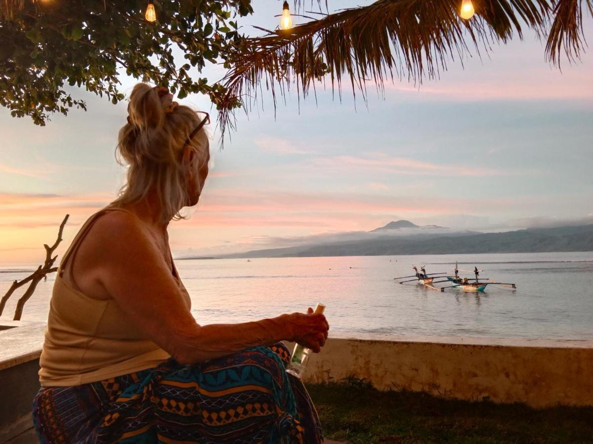 Rumah Nalu Surf Camp Krui 외부 사진