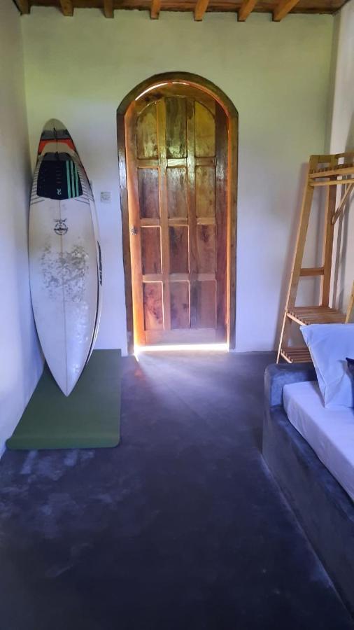 Rumah Nalu Surf Camp Krui 외부 사진