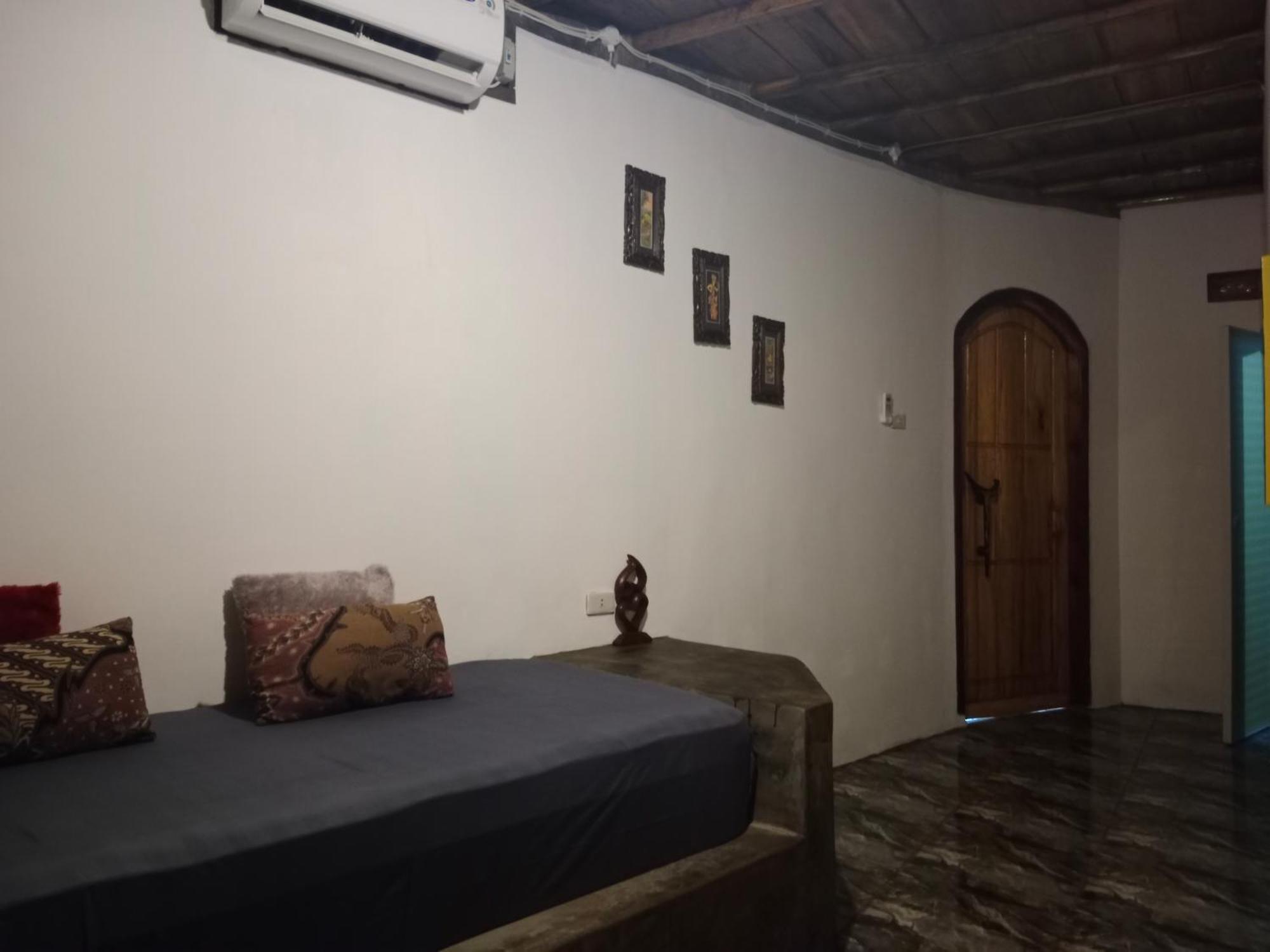 Rumah Nalu Surf Camp Krui 외부 사진